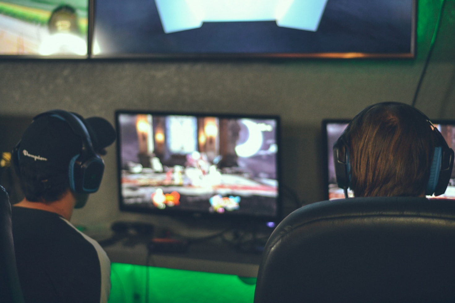 The Art of Satirical Tech Reviews